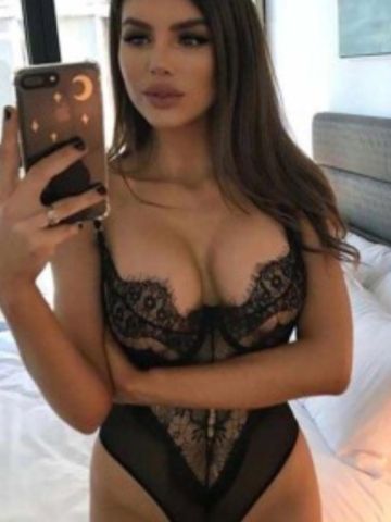 Камилла